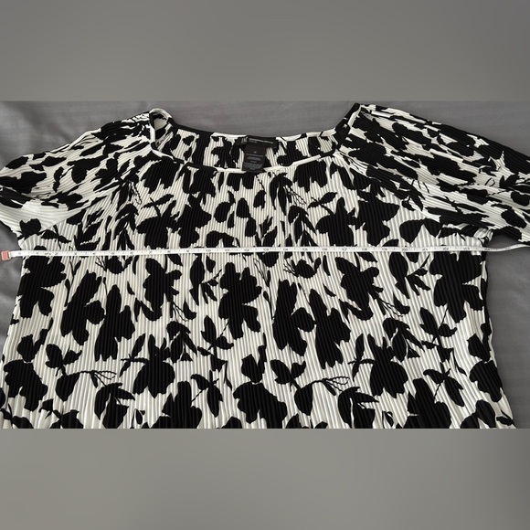 🌟Like New🌟 INC International Concepts: Women’s Long Sleeve Blouse- Size 1X - Picture 7 of 8